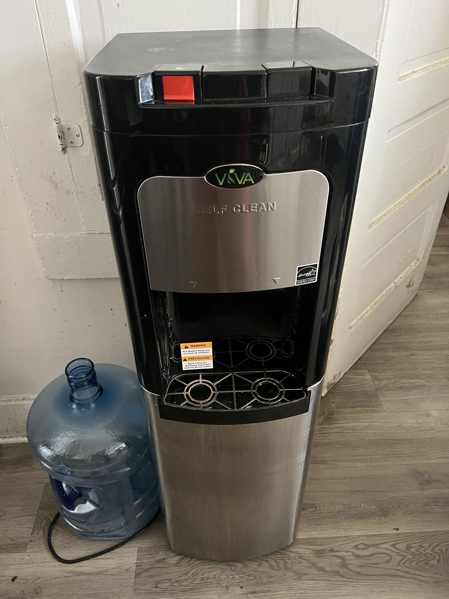 Water Dispenser Hot And Cold