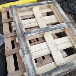 Pallets for sale