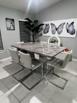 Juego De Comedor Y Consola