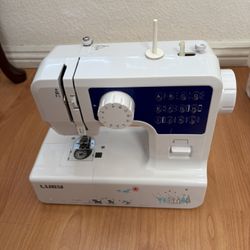 Mini Sewing Machine