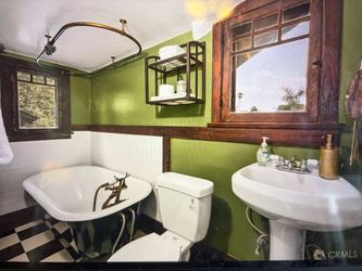 Refurbished Vintage Clawfoot Tub + Complete Brass Faucet & Handheld Shower – $1,450 OBO