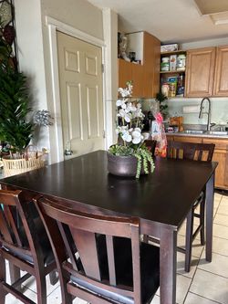 Beautiful dining set