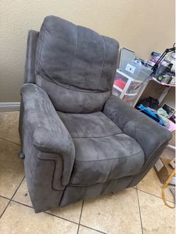RECLINER