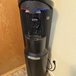 Enfriador Y Calentador De Agua (keurig) 