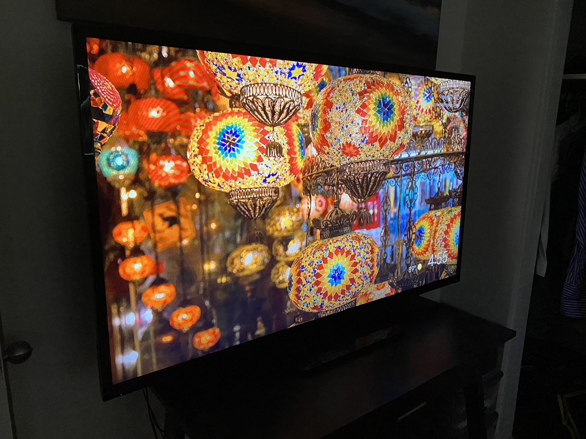 VIZIO E601i-A3 60-inch 1080p Razor LED Smart HDTV