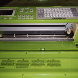Cricut Expression (Price Negotiable Read Desc.)