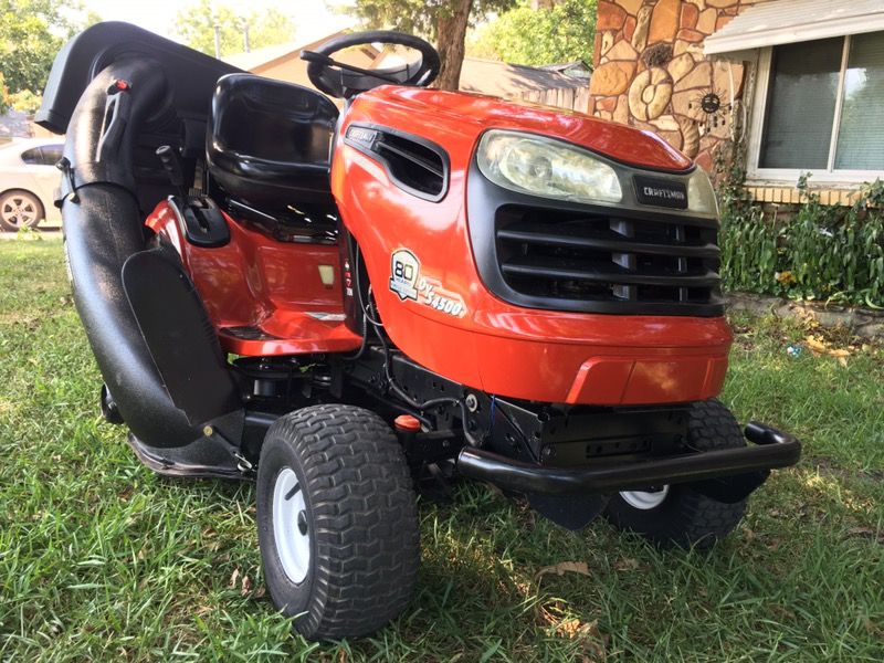 Craftsman DYS 4500 Riding lawn mower 42" With bagger system for Sale in