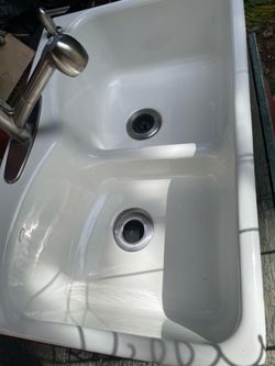 Cast Iron Sink with Faucet and Soap Dispenser