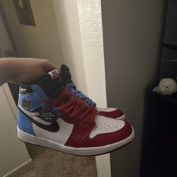 Jordan 1 OG "Fearless' (2019) Size 11