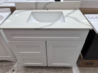 Bathroom vanity white 37”