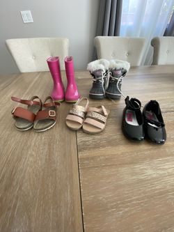 Toddler size 6 girl shoes