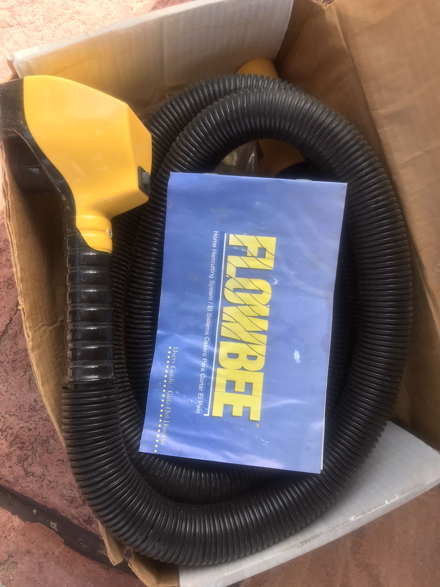 Flowbee haircut system