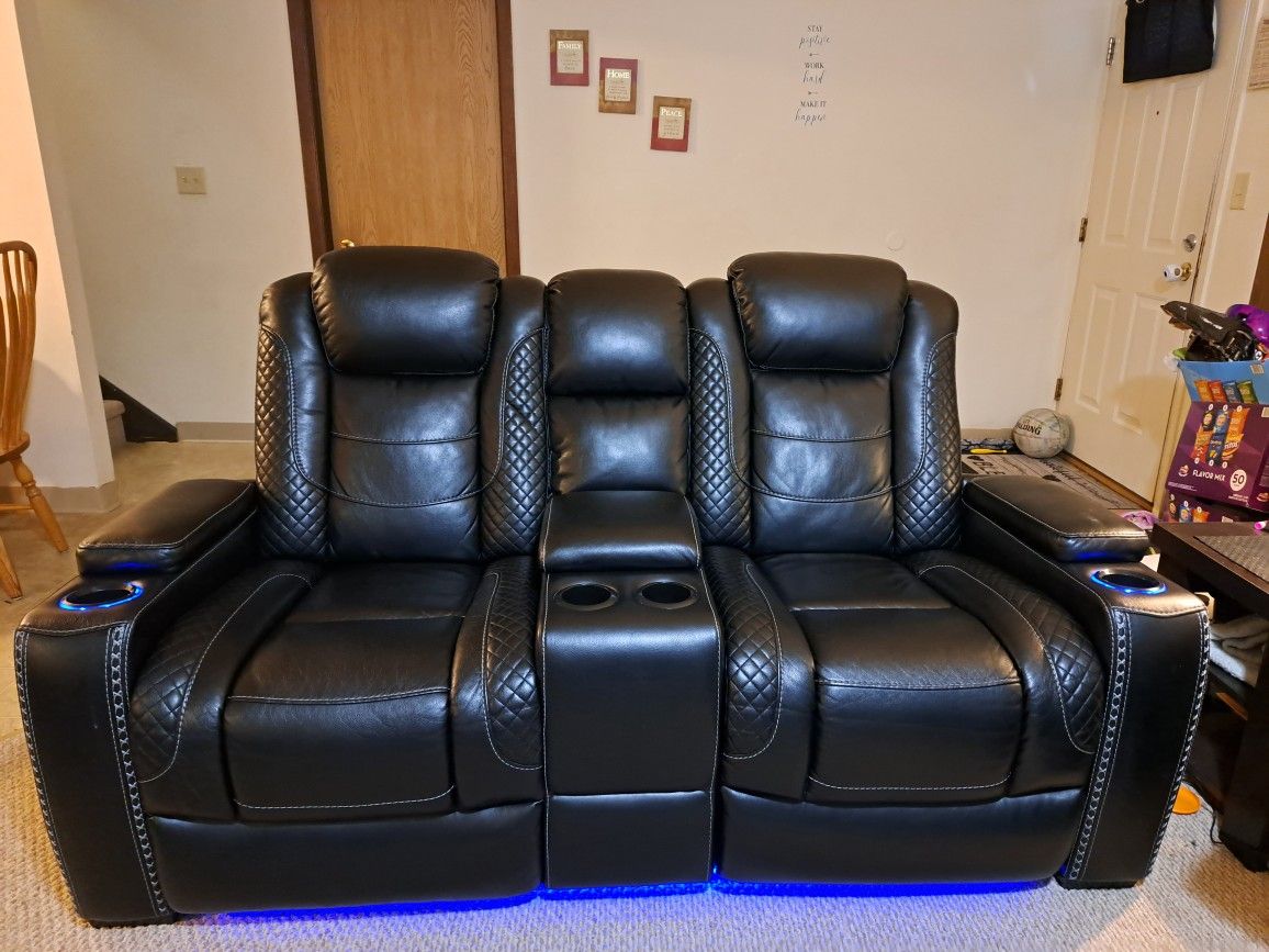 Party Time Sofa And Love Seat