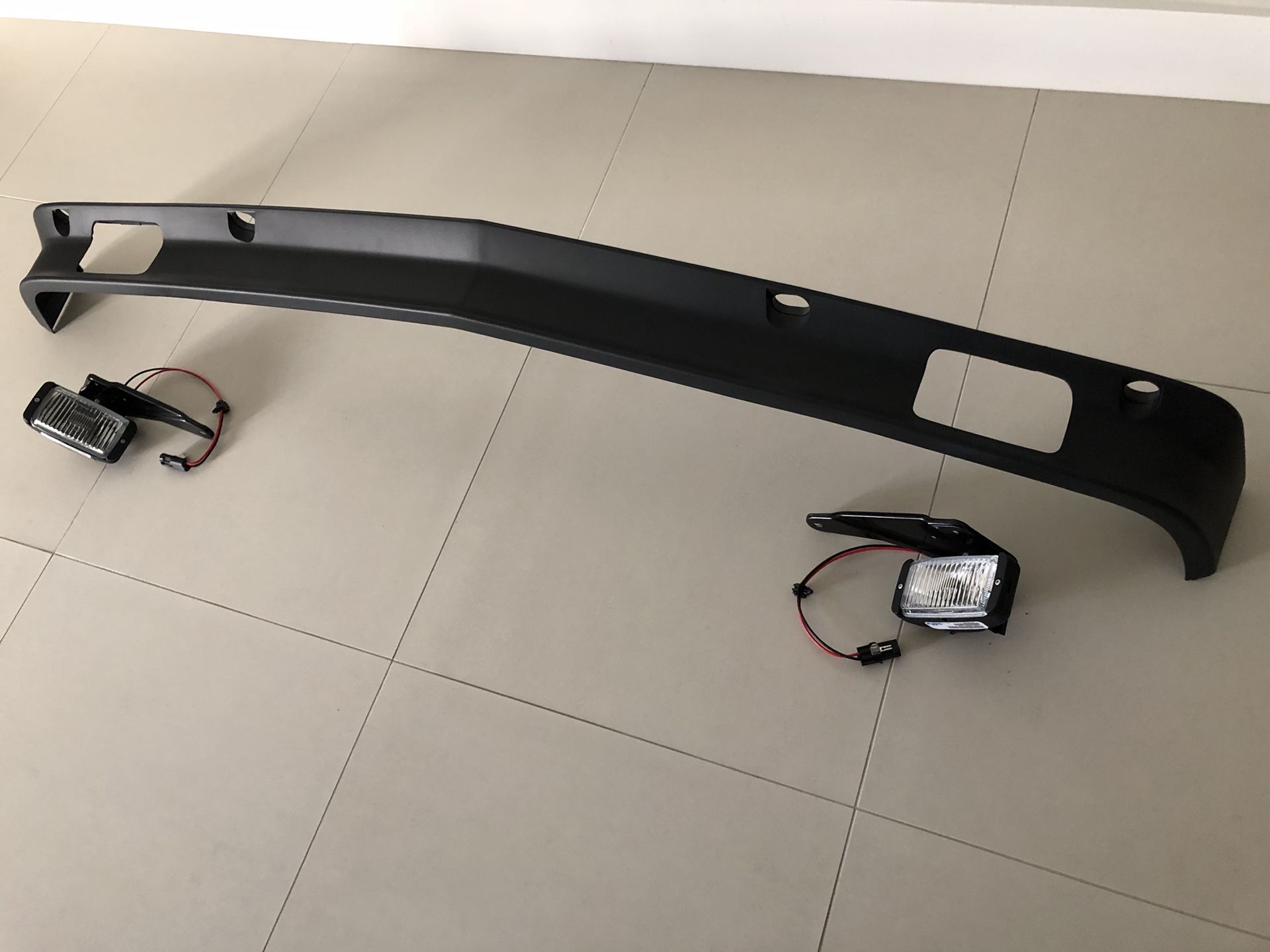 88-98 454 spoiler with fog lights and brackets air dam valance obs