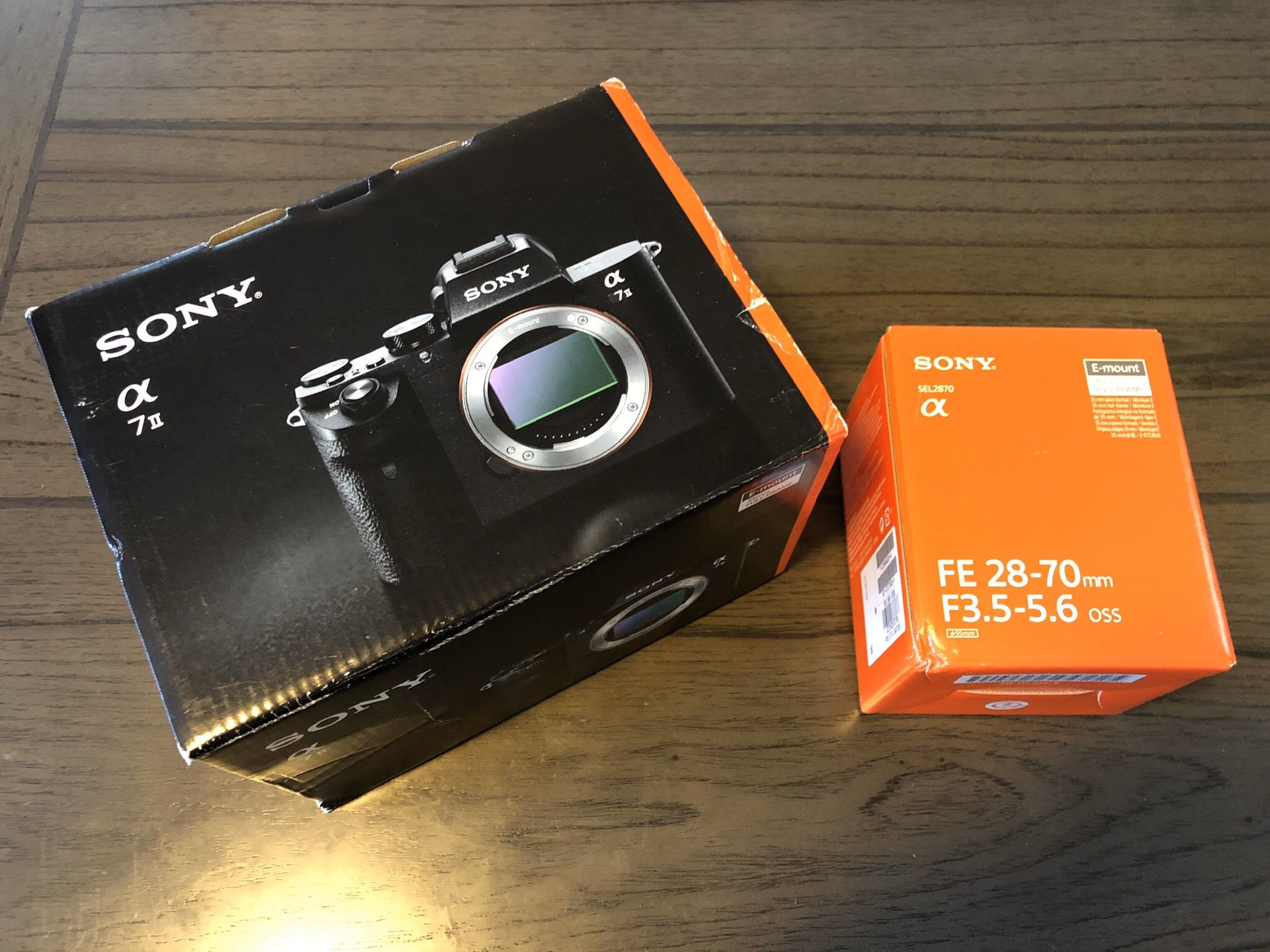 Sony Alpha a7ii Mirrorless Digital Camera w/ 28-70mm F3.5-5.6 Lens