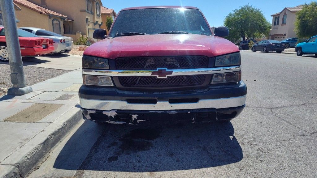 Cat Eye Front Bumper For $150, and More Parts, Off 03 Silverado 2WD Truck.