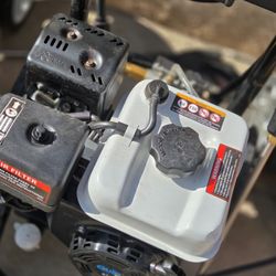 Pressure Washer 2⁷00 Psí New  230