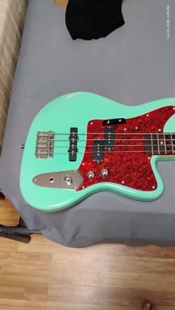 Glarry GIB Bass.  PACKAGE