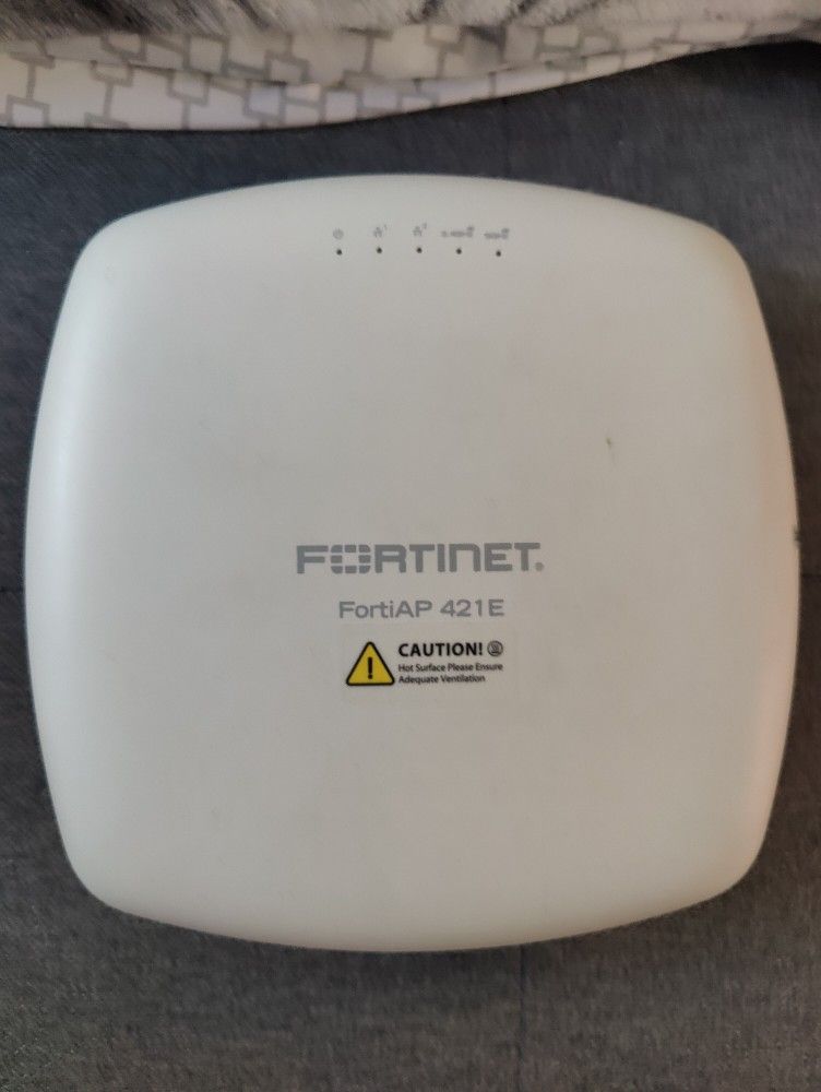 FortiAP 421E
