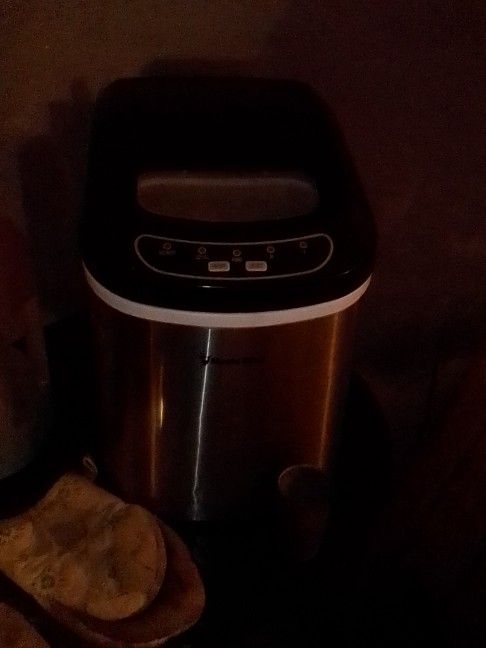 Ice Maker