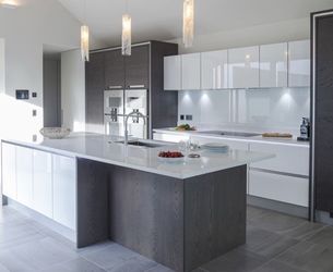 Custom Kitchen Cabinets