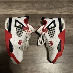 Jordan 4 