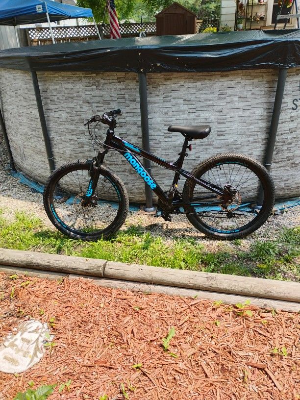 24" Durham Unisex Mongoose