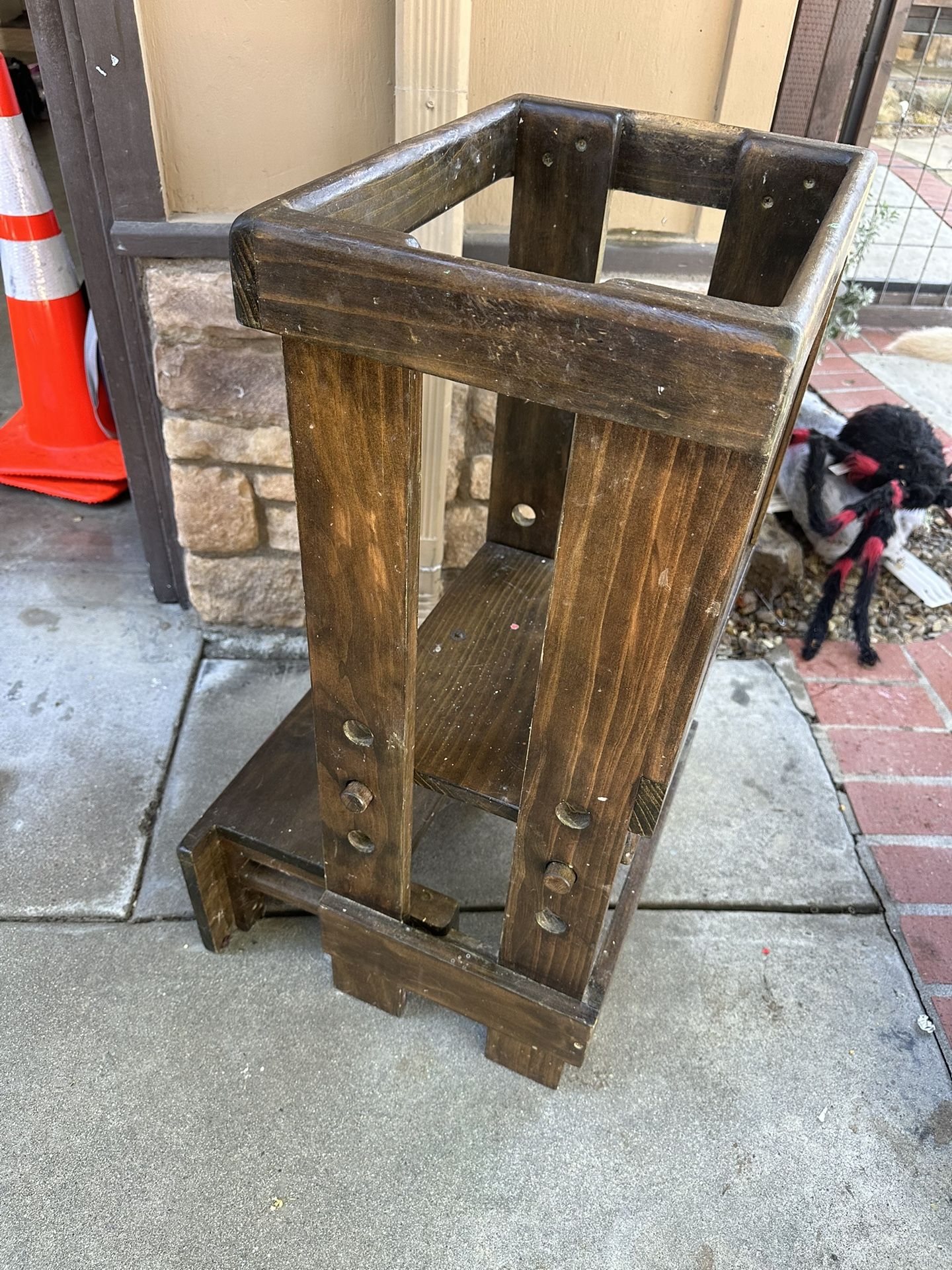 Toddler Kitchen Tower