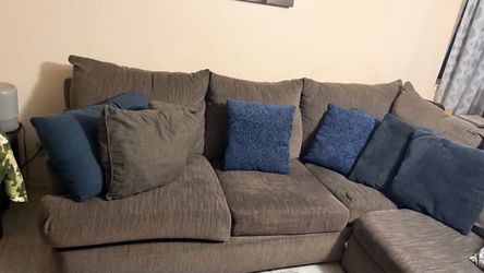 Sectional sofa gray moving sale