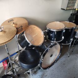Drum Set 