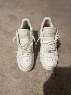 White Cfpm Air Force 1s (message to see bottoms)