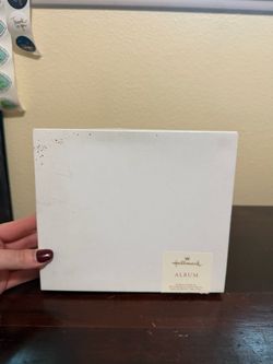 NEW Hallmark Christmas Holiday Instant Scrapbook Photo Album 20 Page & Stickers