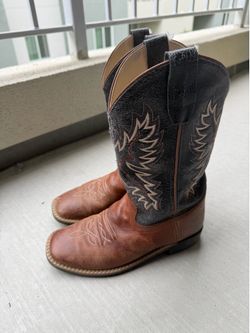 Kid’s boots
