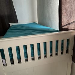 Twin Bed 