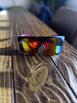 HEATWAVE SUNGLASSES