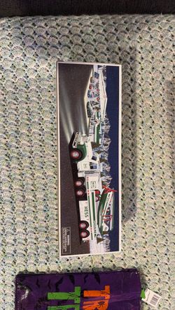 Hess Gasoline Toy Truck and Boat Set