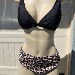 size medium swimsuit