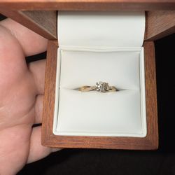18k Gold Diamond Ring