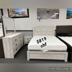 4 Piece Queen Size Bedroom Set ( Included Bed Frame , Dresser,  Mirror,  Nightstand )