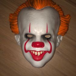 IT Pennywise Plastic Mask
