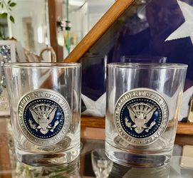 PRESIDENTIAL SEAL DOUBLE OLD FASHIONED GLASS