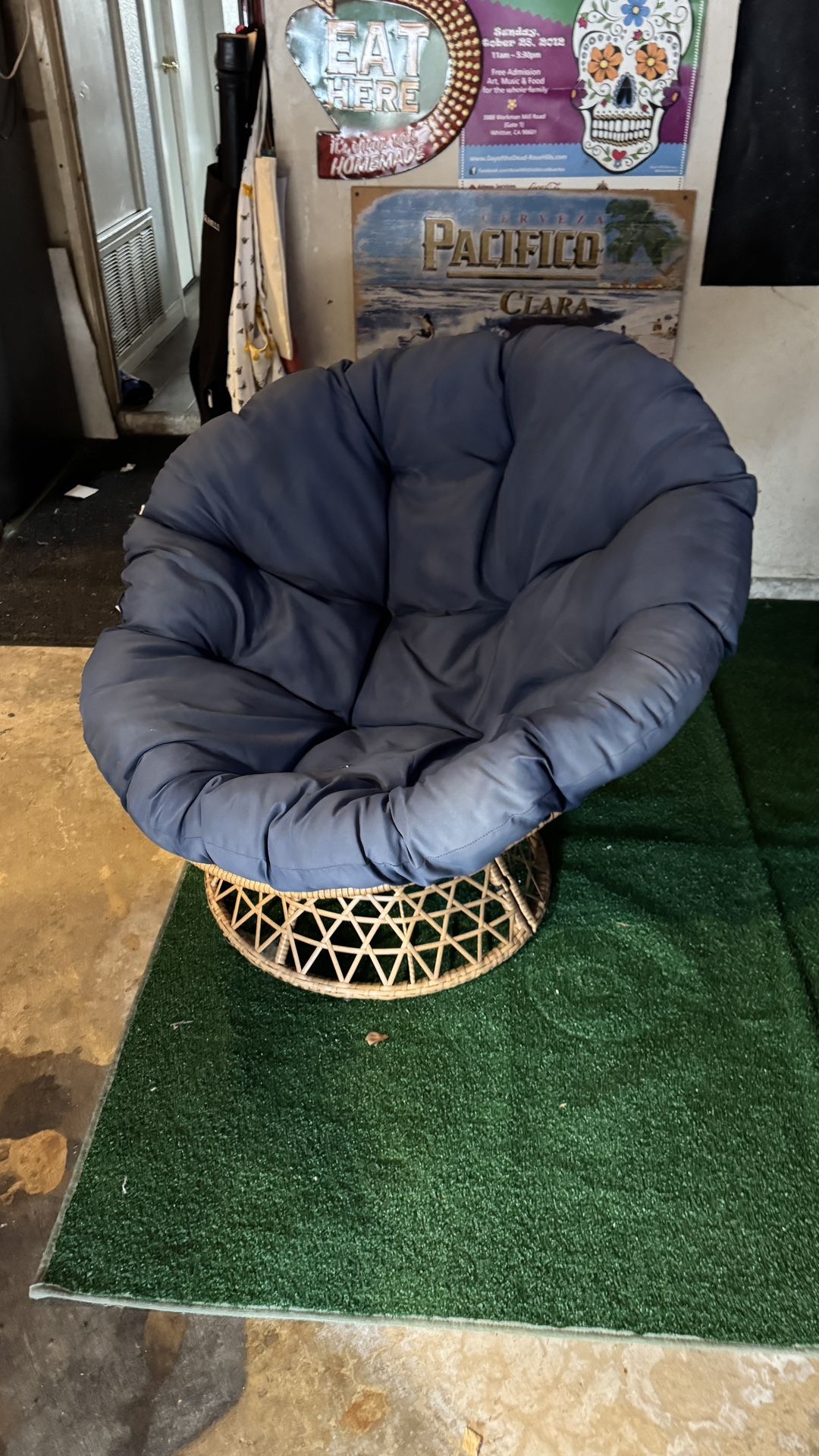 Moon Chair/ Lounge chair