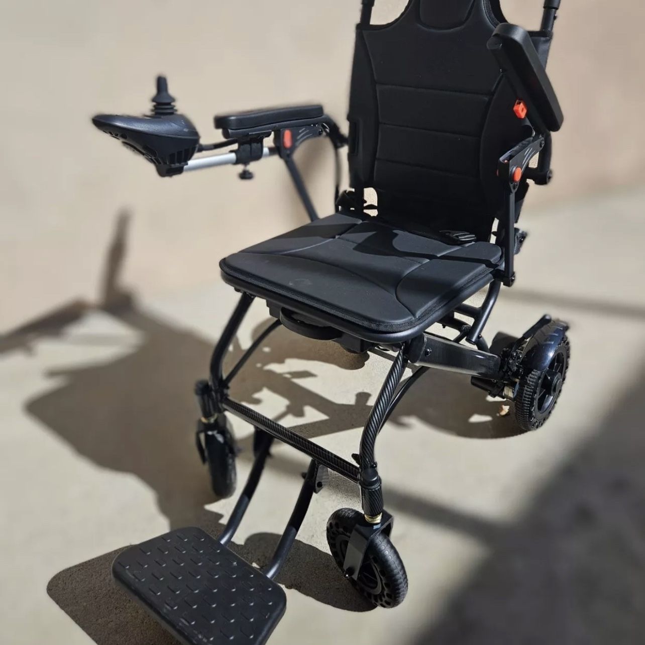 35lbs Superlight Electric Wheelchair