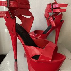 Ellie Red Platform 