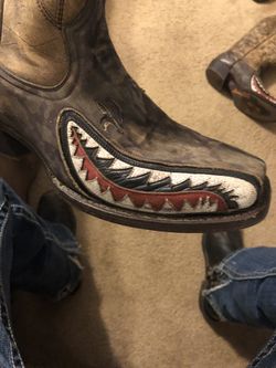 Shark boots men’s 11.5