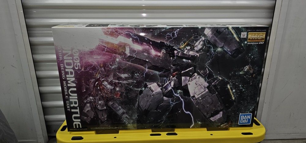 NIB Bandai Gundam MG 1/100 GN-005 Gundam Virtue
