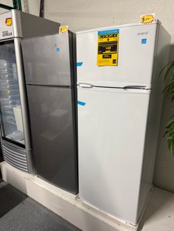 Refrigeradores nuevos en su caja sellados 22” pulgadas de ancho 56 altura