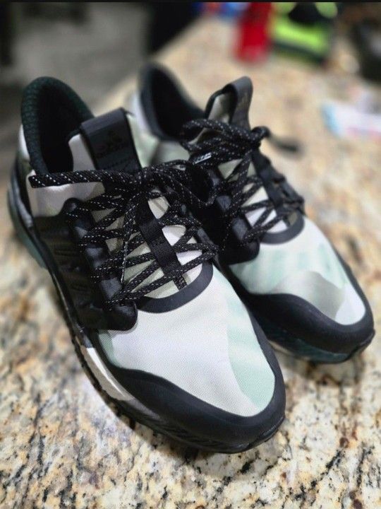 Addidas Xplr Boost Core