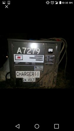 Forklift battery charger industrial