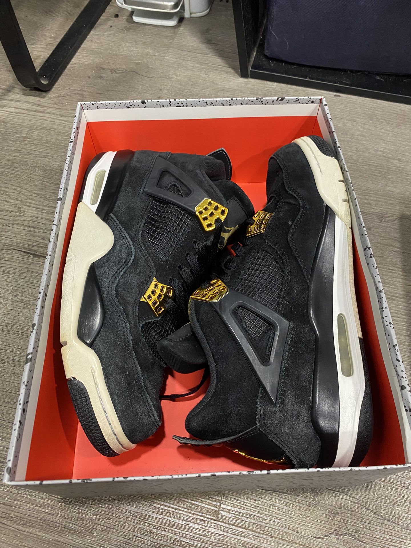 Air Jordan 4 Retro Black/Metallic Gold-White